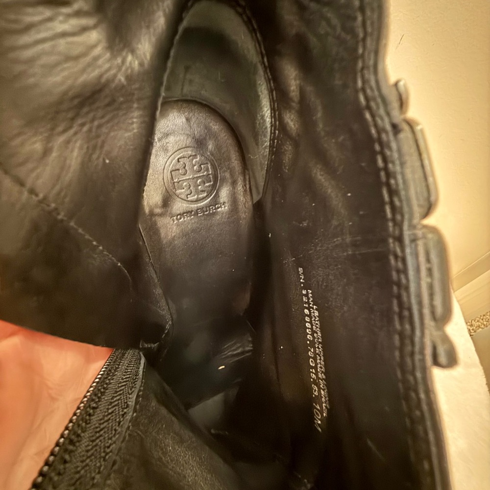 Tory Burch Tumbled Vitello Black Wedge Ankle Boots. Sz 10M EUC! - Picture 5 of 6
